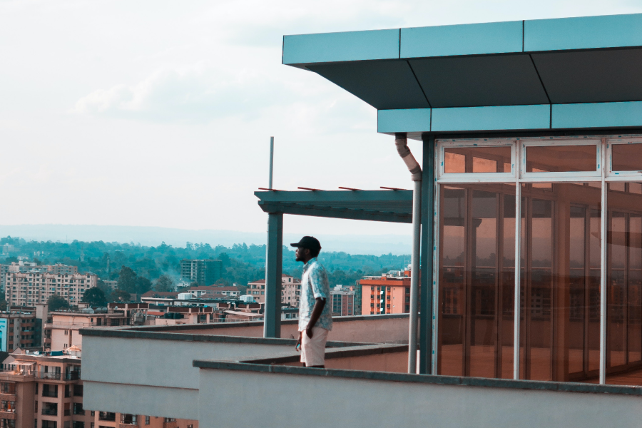 The Sanctuary House Floats Above Ground to Preserve Trees